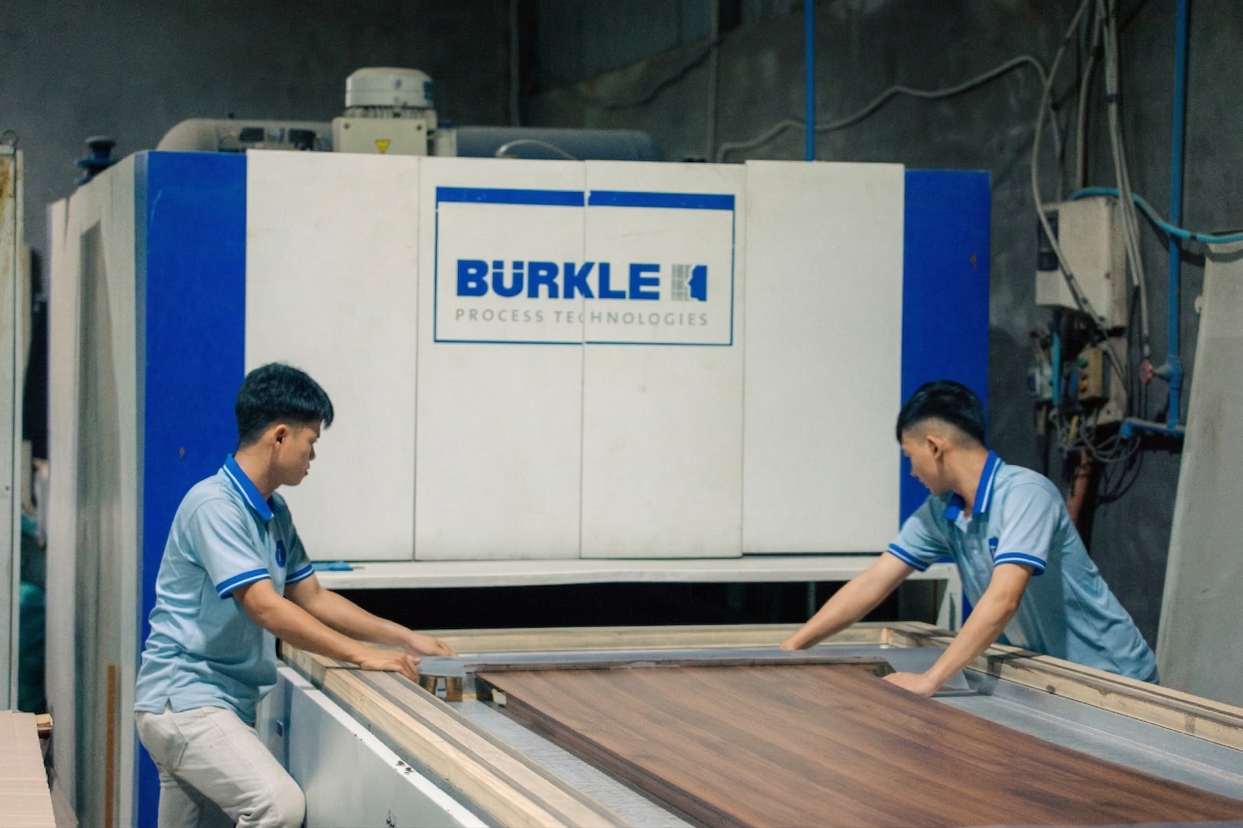 Hệ thống nguyên vật liệu & công nghệ sản xuất hiện đại