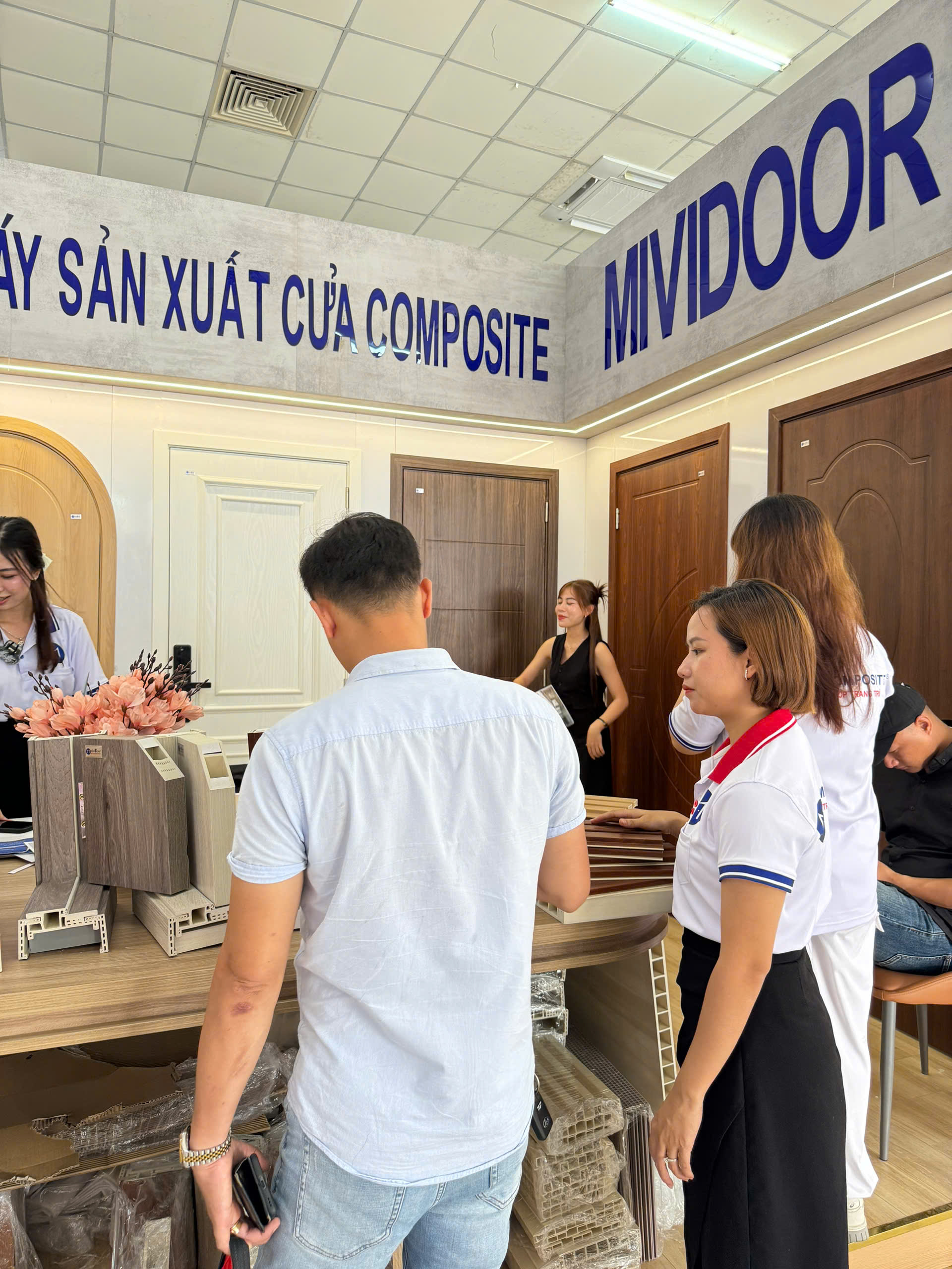 Hội ngành cửa - 8