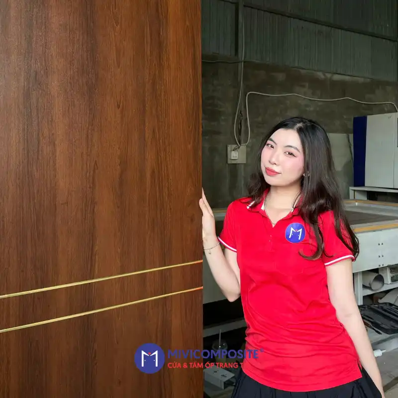 Cửa phòng ngủ giá rẻ