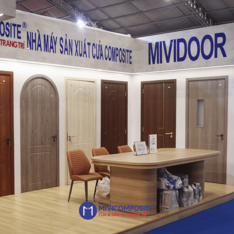 giá cửa nhựa composite