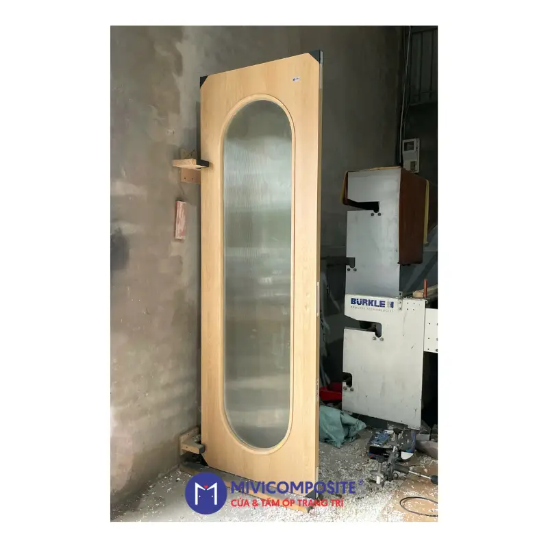 Cửa kính khung gỗ