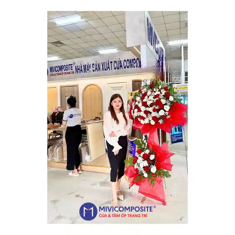 Nhà máy sản xuất cửa nhựa composite