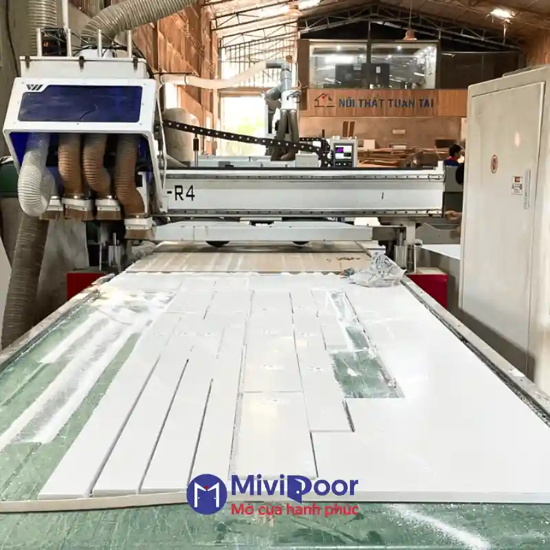 Công ty cung cấp cửa nhựa composite Cần Thơ