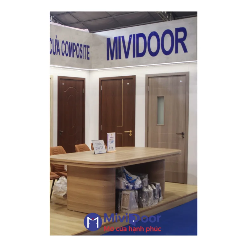 Cửa nhựa vân gỗ